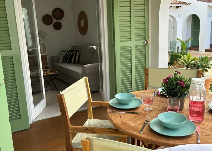 Cales De Menorca 1 شقة